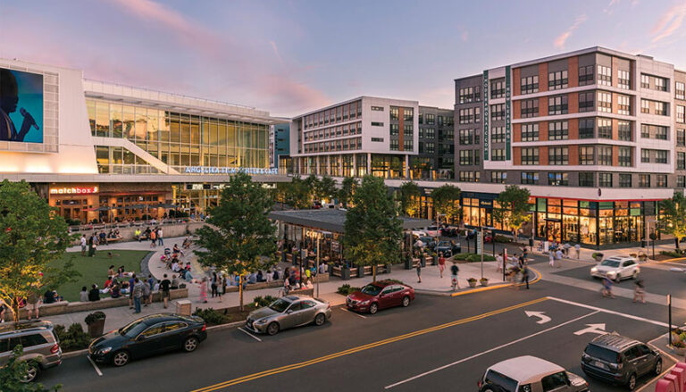 Town Center Shopping Experience in Fairfax | Mosaic District - In ...